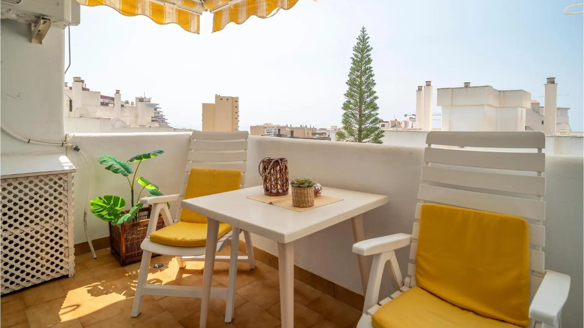 Stunning Apartment In Benalmadena