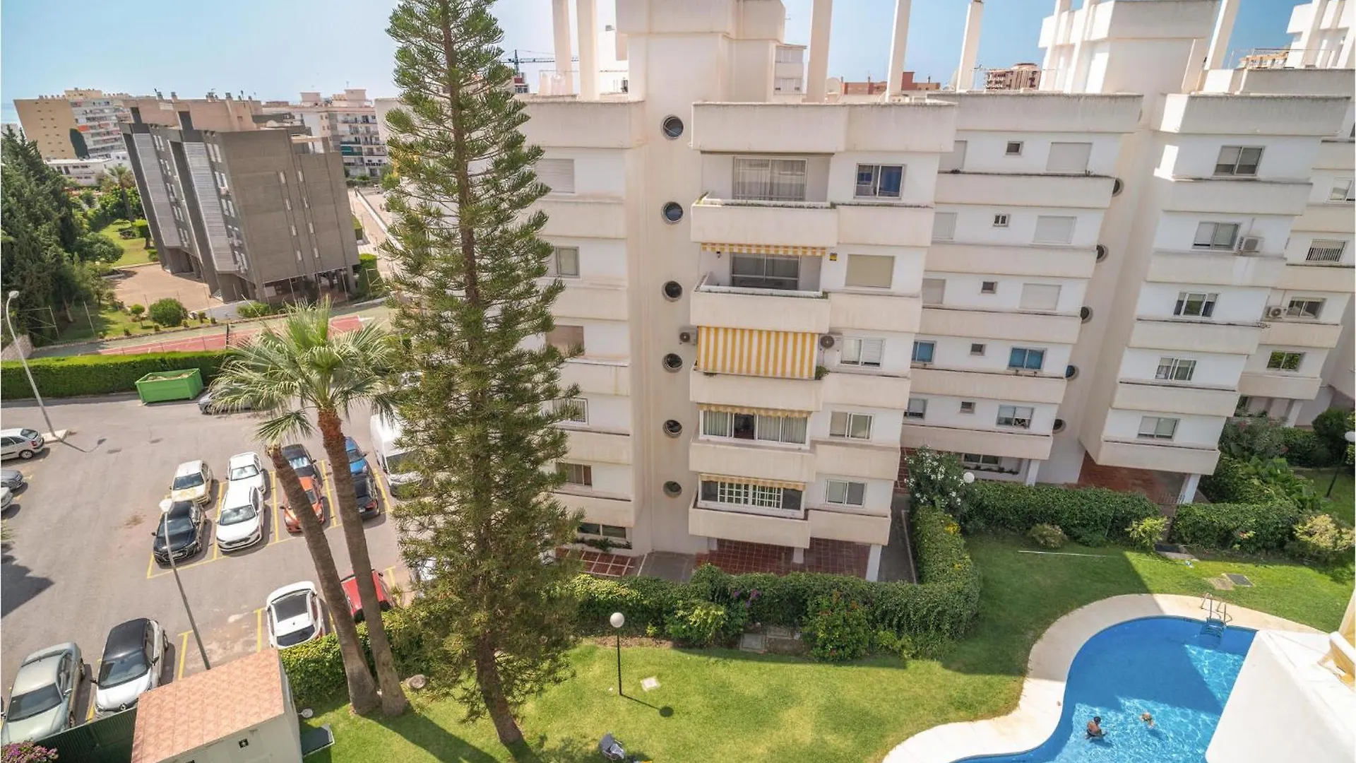Stunning Apartment In Benalmádena